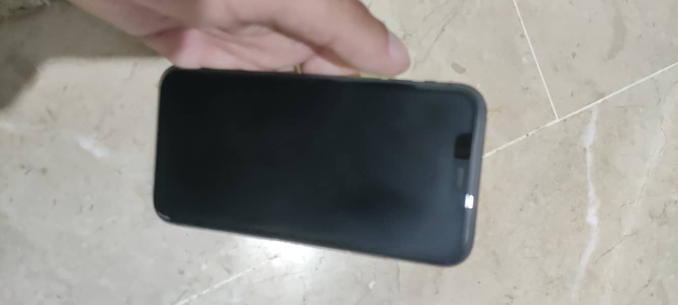 Apple iPhone 11 5