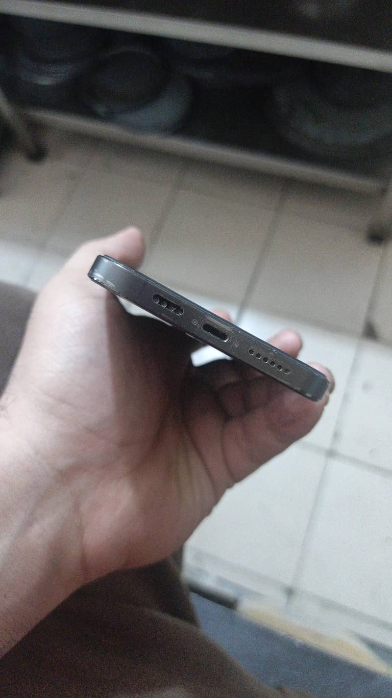 iphone 12 pro max 2
