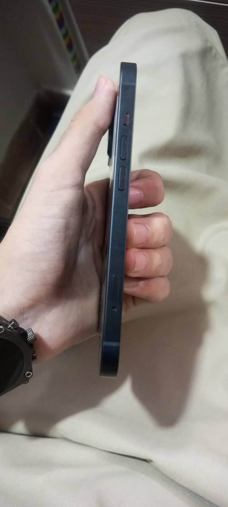 Apple iPhone 13 1