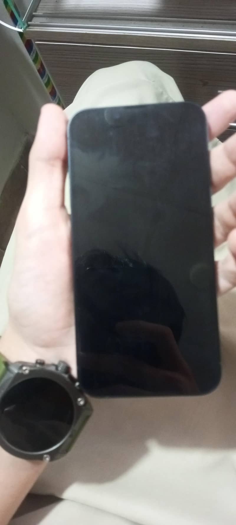 Apple iPhone 13 2