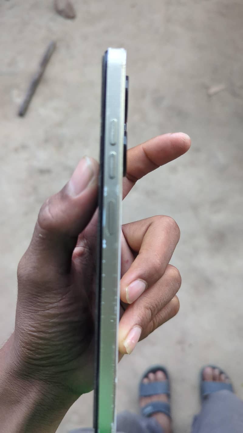 Tecno Spark 20C 3