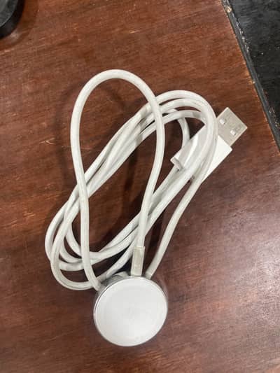 Apple Watch Series 7 original cable and original band