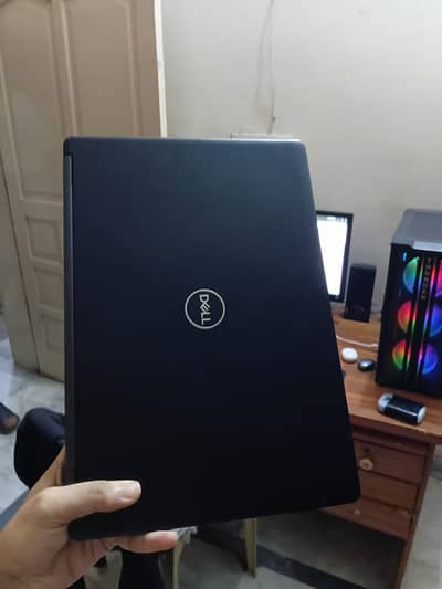 Dell Latitude 5390 Laptop (Core i7 8th gen)