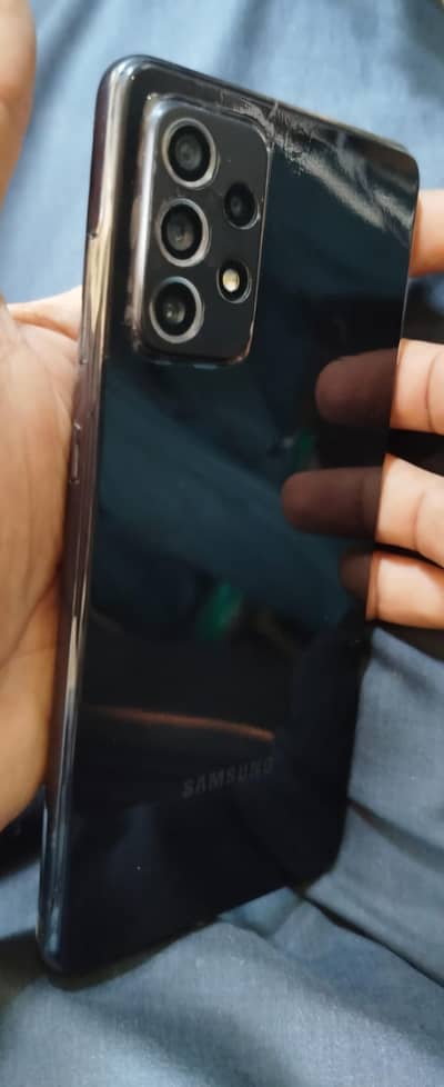 Samsung Mobile A72
