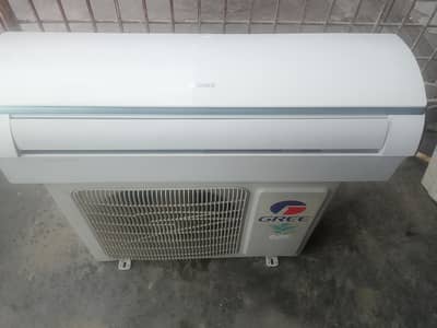 1 ton/ 1,5 ton/ 2 ton/ inverter/ non inverter/ slightly used ac sale