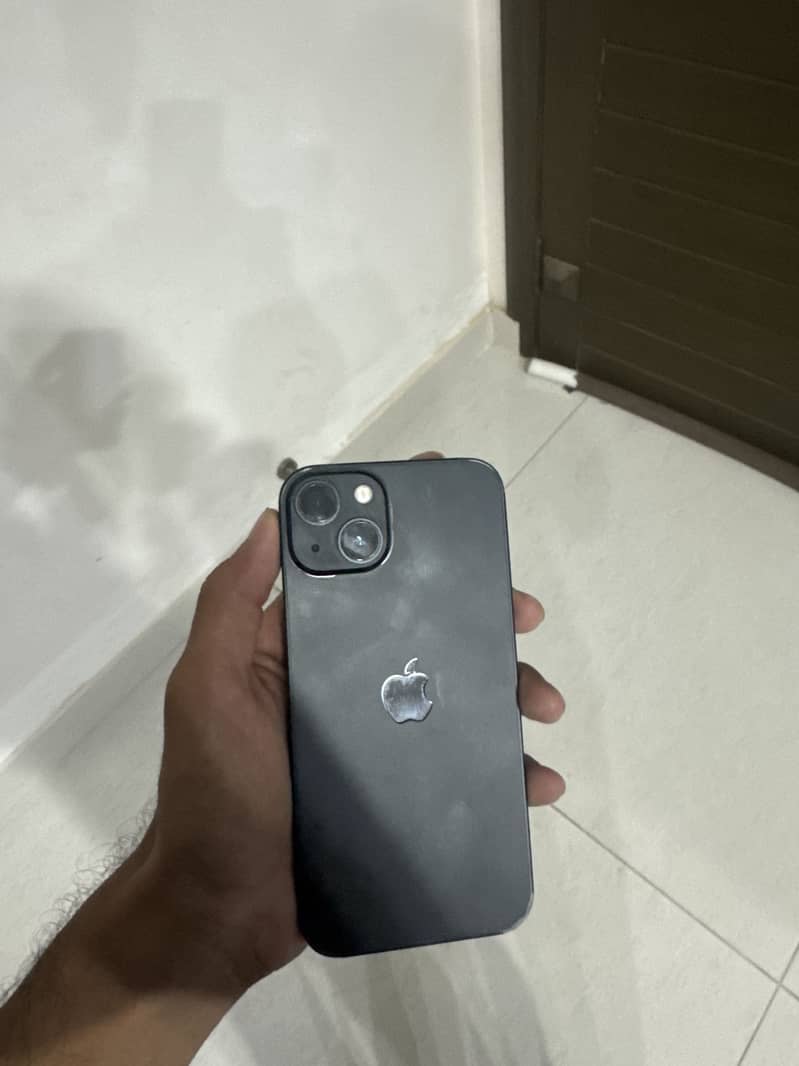Apple iPhone 13 0
