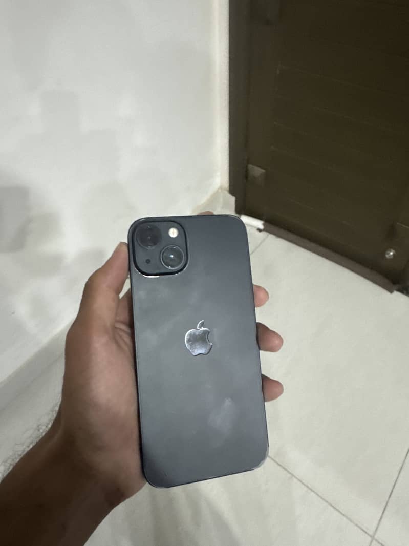 Apple iPhone 13 1