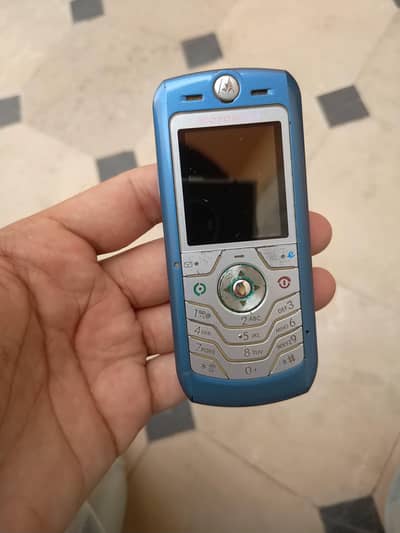 MOTOROLA L6i in VERY GOOD CONDITION
