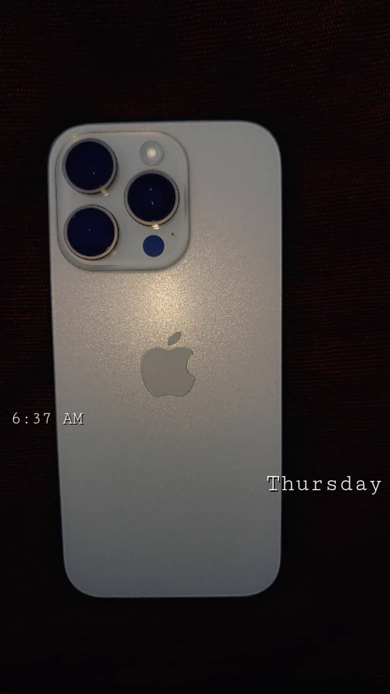 Apple iPhone 16 Pro 0