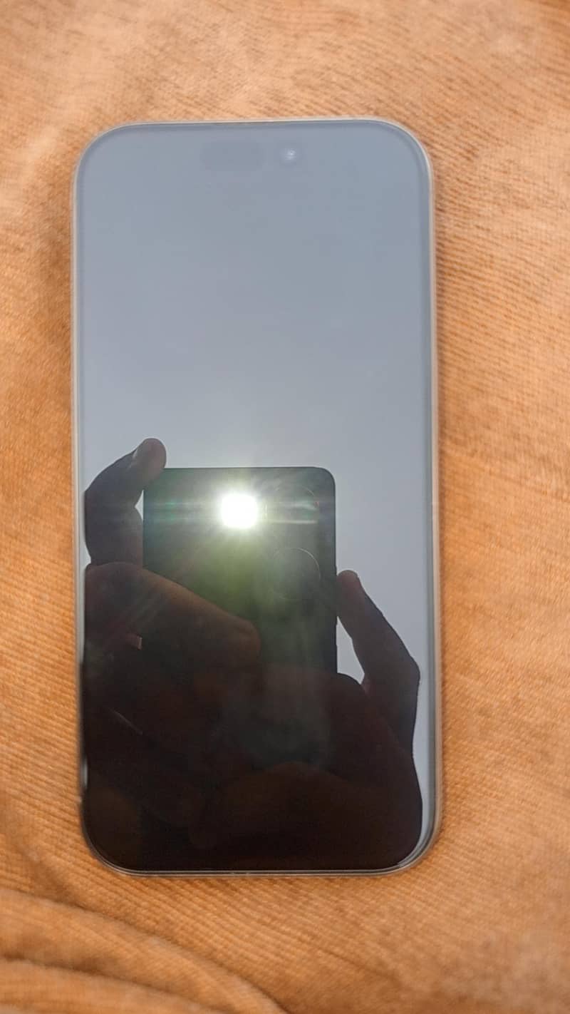 Apple iPhone 16 Pro 5