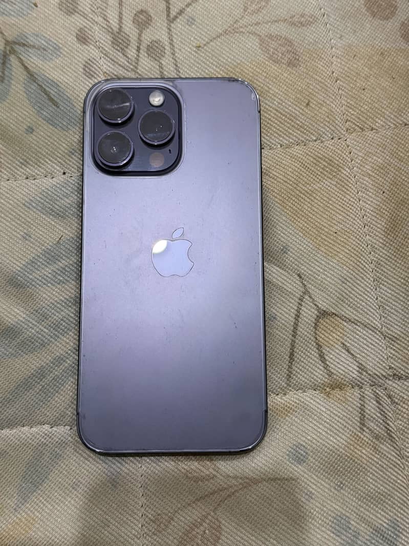 Apple iPhone 14 Pro Max 1