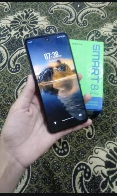 Infinix Smart 8