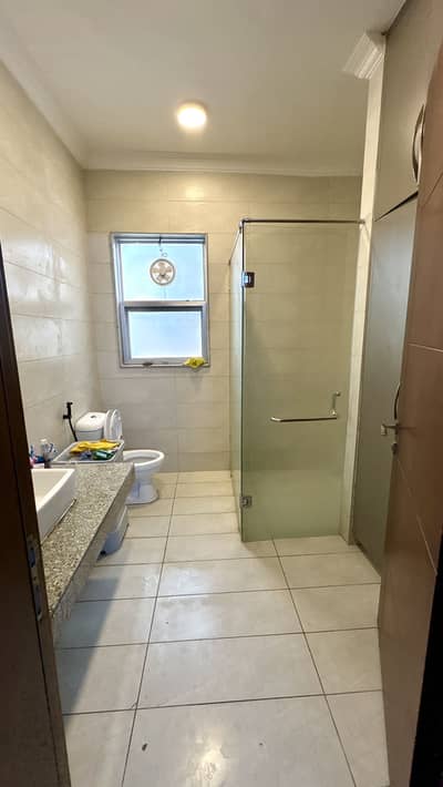 FULLY RENOVATED VILLA FOR SALE IN PARADISE BAHRIA