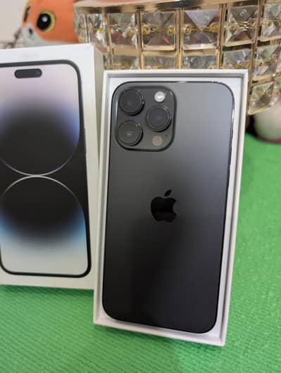 iPhone 14 Pro Max 128GB Black - Water Pack / Box & Cable / 10/10