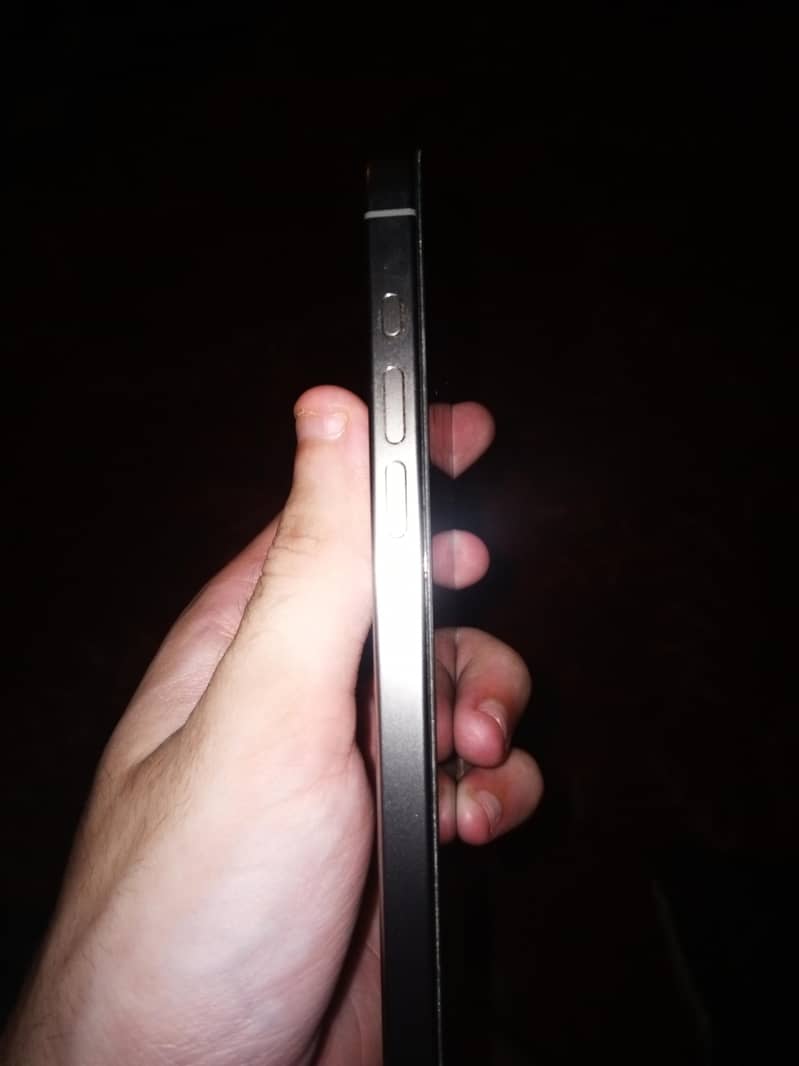 iphone 15 pro max 3
