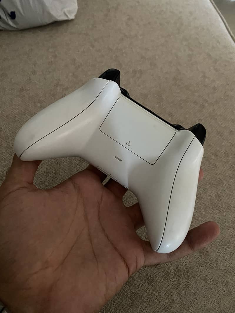 Xbox One original controller 1