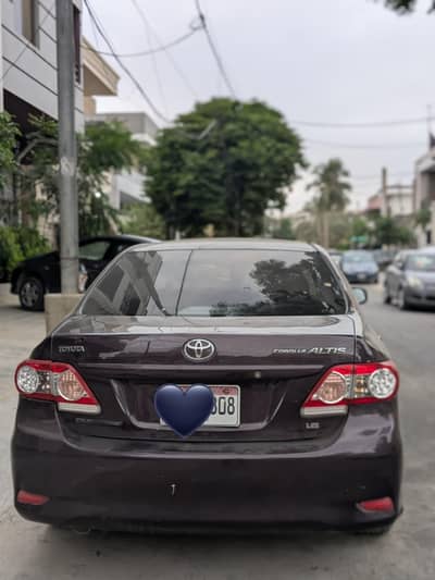 Toyota Corolla Altis 2012