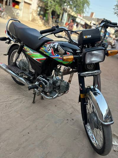Honda CD70 Black 2021 Model