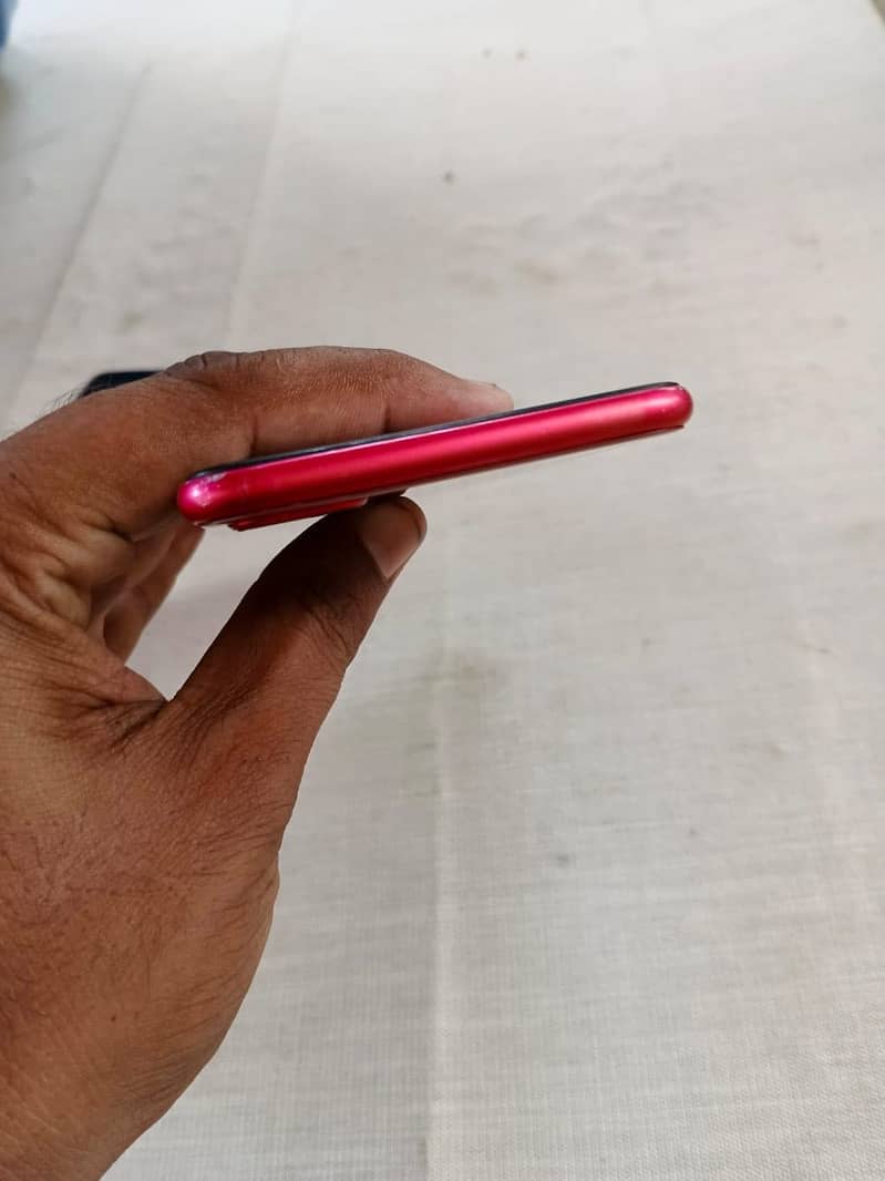 Apple iPhone 8 Plus 1