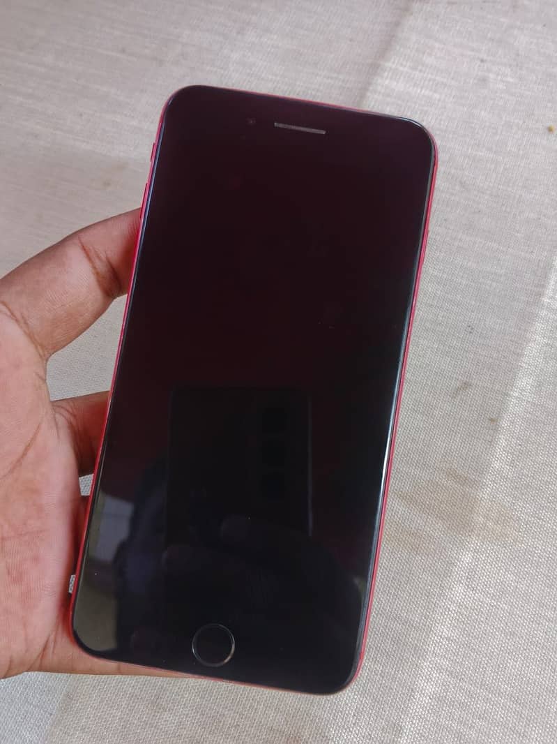 Apple iPhone 8 Plus 5