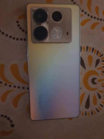 Infinix Note 40