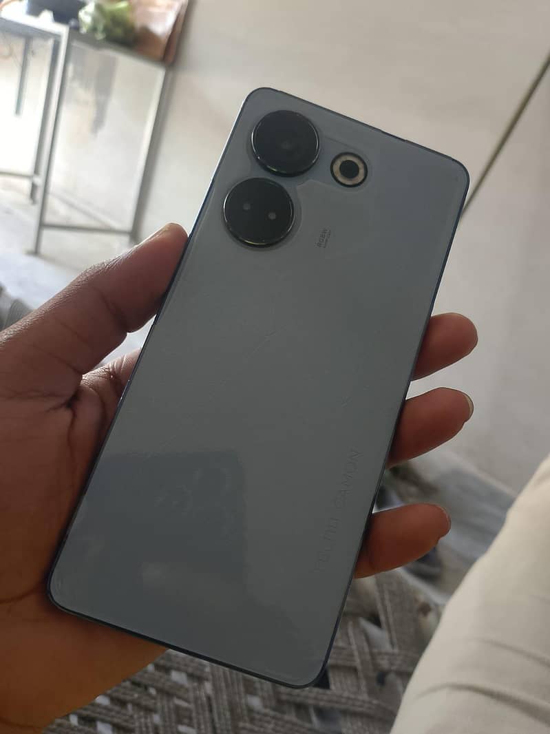 Tecno CAMON 20 3