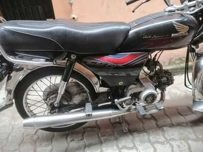 Honda CD 70 2018
