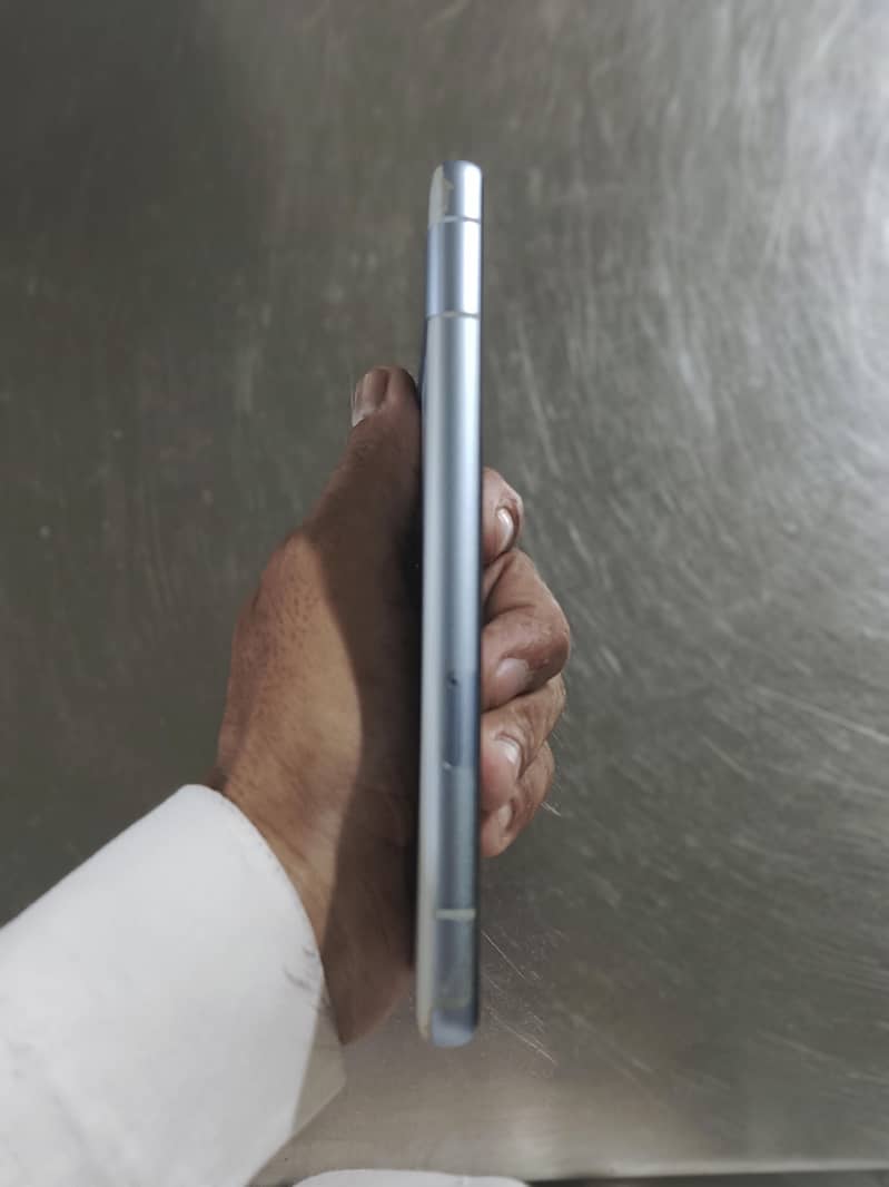 Google Pixel 7a 3