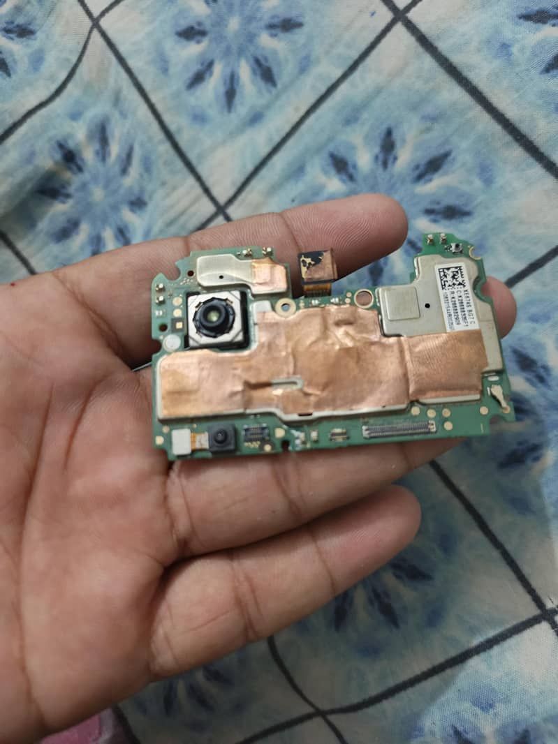 Tecno Spark Go 0