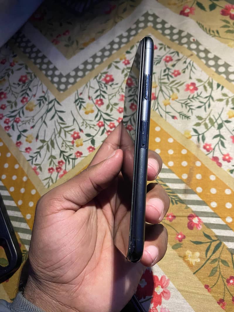 Apple iPhone X 2