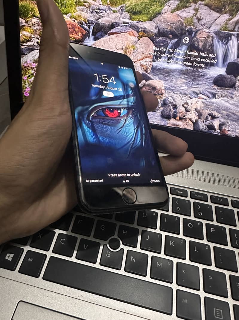 Apple iPhone 7 4