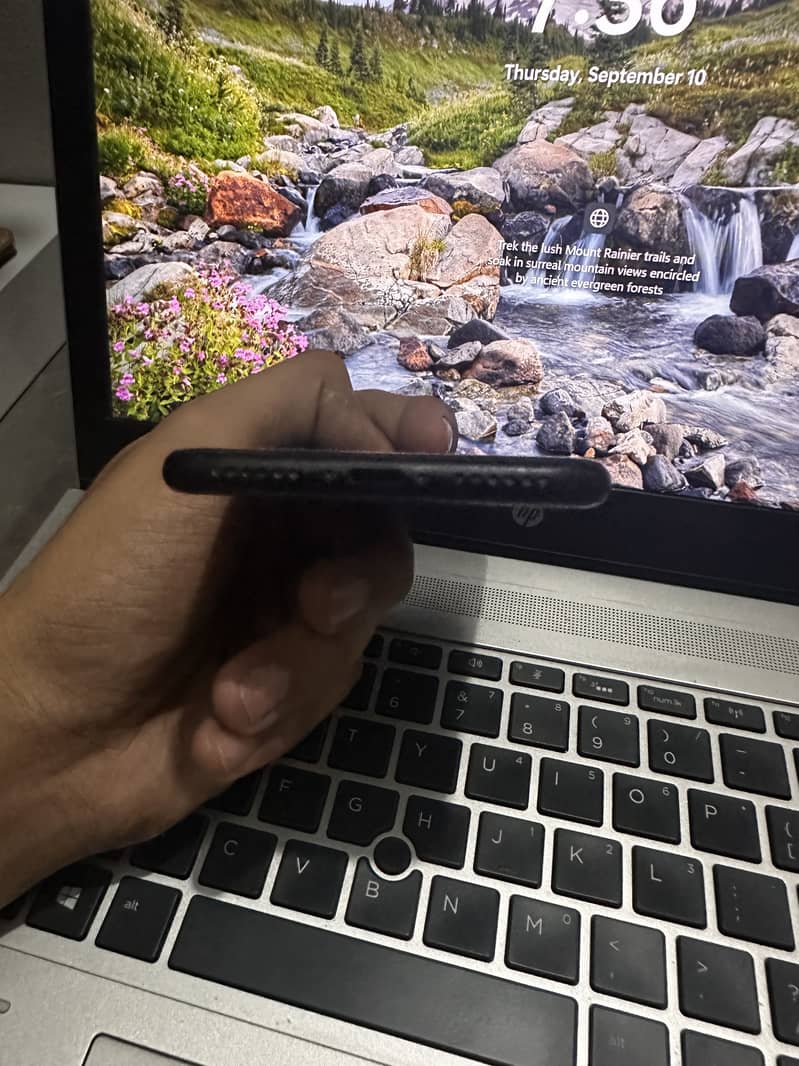 Apple iPhone 7 5