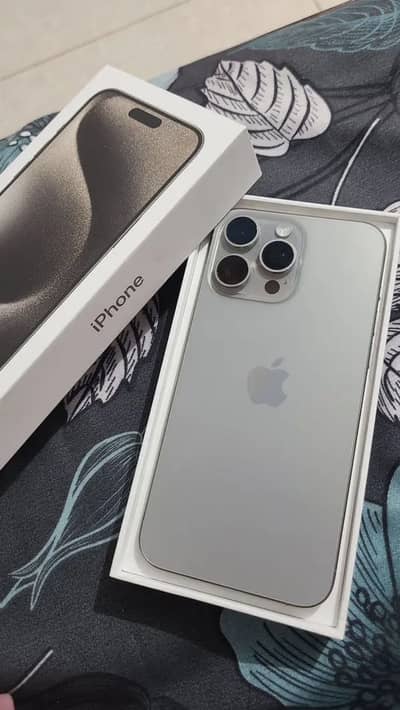 Apple iPhone 15 Pro Max