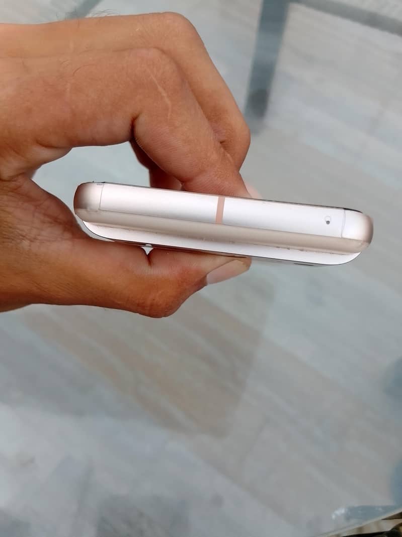 Google Pixel 8 8