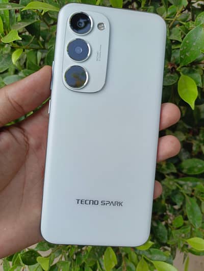 Tecno Spark 40 Pro Plus
