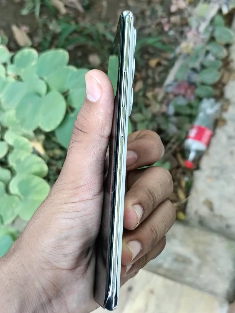 Tecno Spark 40 Pro Plus 6