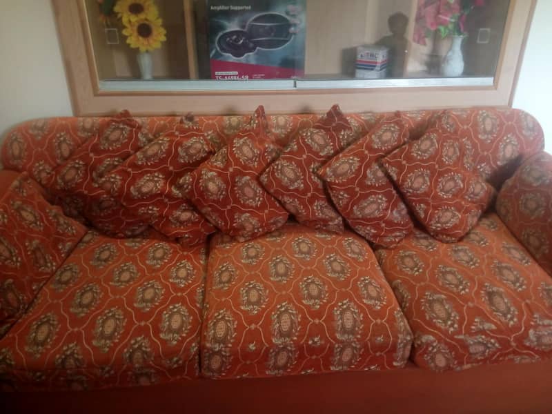 5 seater sofa 0