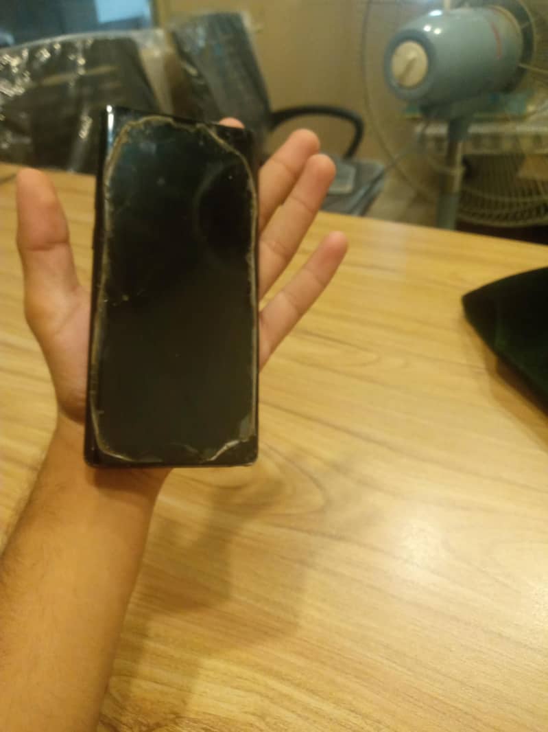 Samsung Mobile Note 8 3