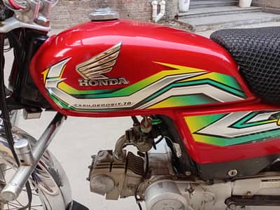 honda cd70 toatl geniun hai 0/3/7/0/7/0/3/5/3/9/0