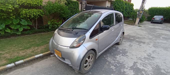Mitsubishi I 2007