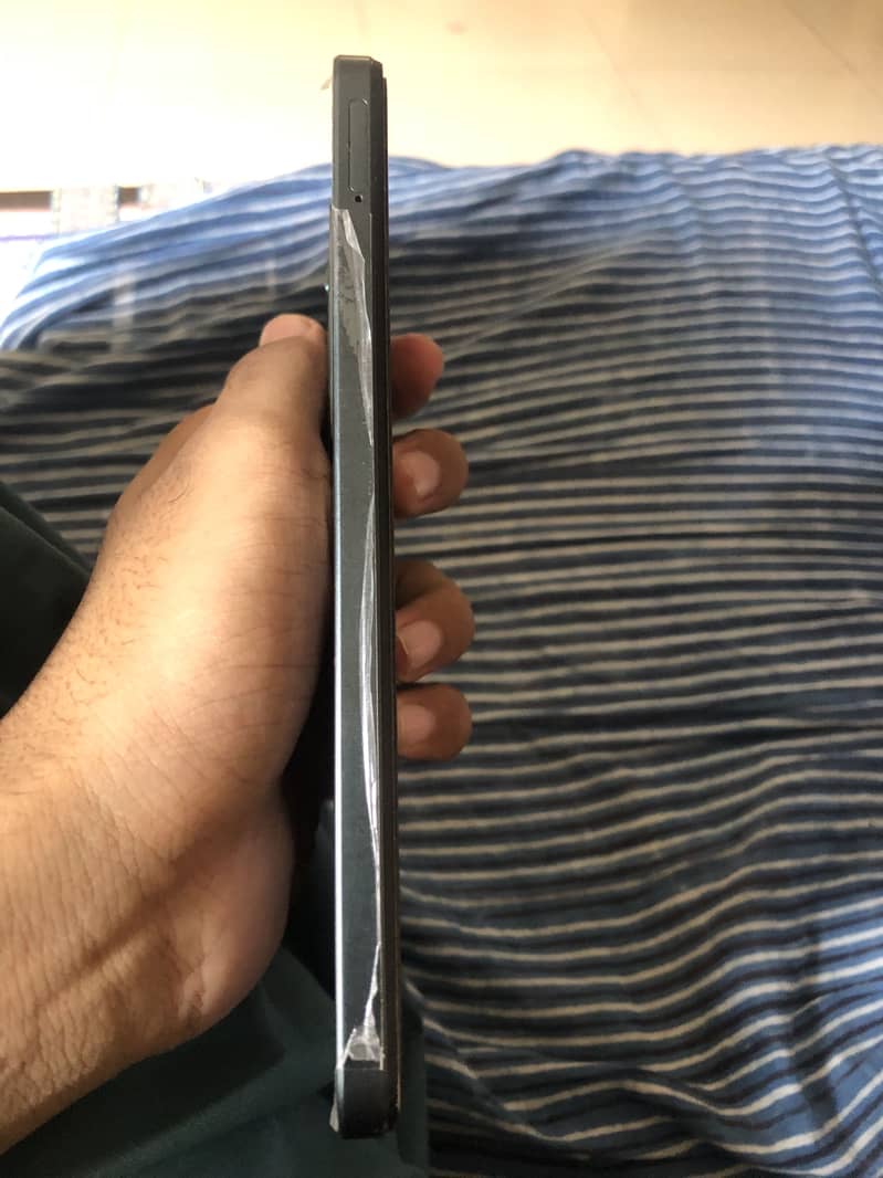 Realme C71 1