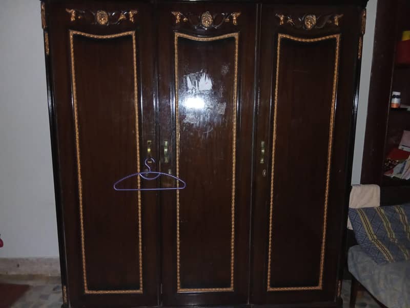 cupboard 0