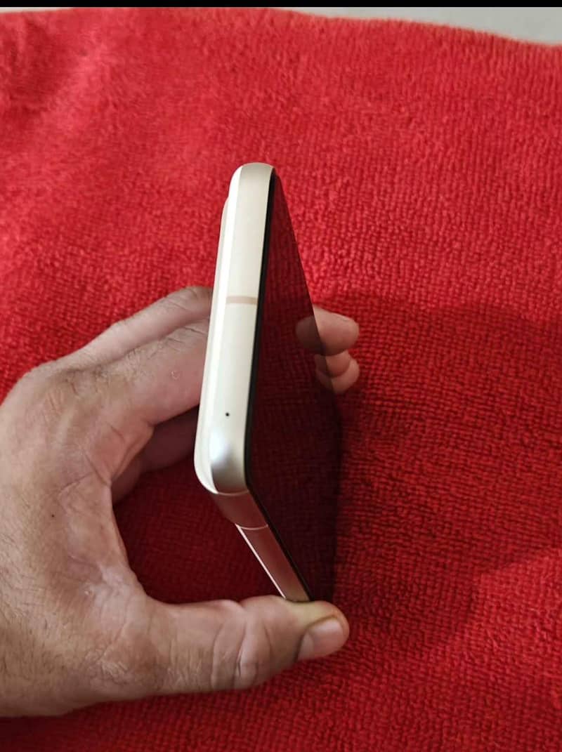Google Pixel 8 2