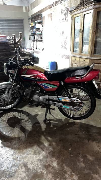 Honda 100cc 2009 model
