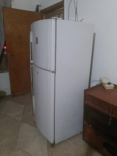 Refrigerator