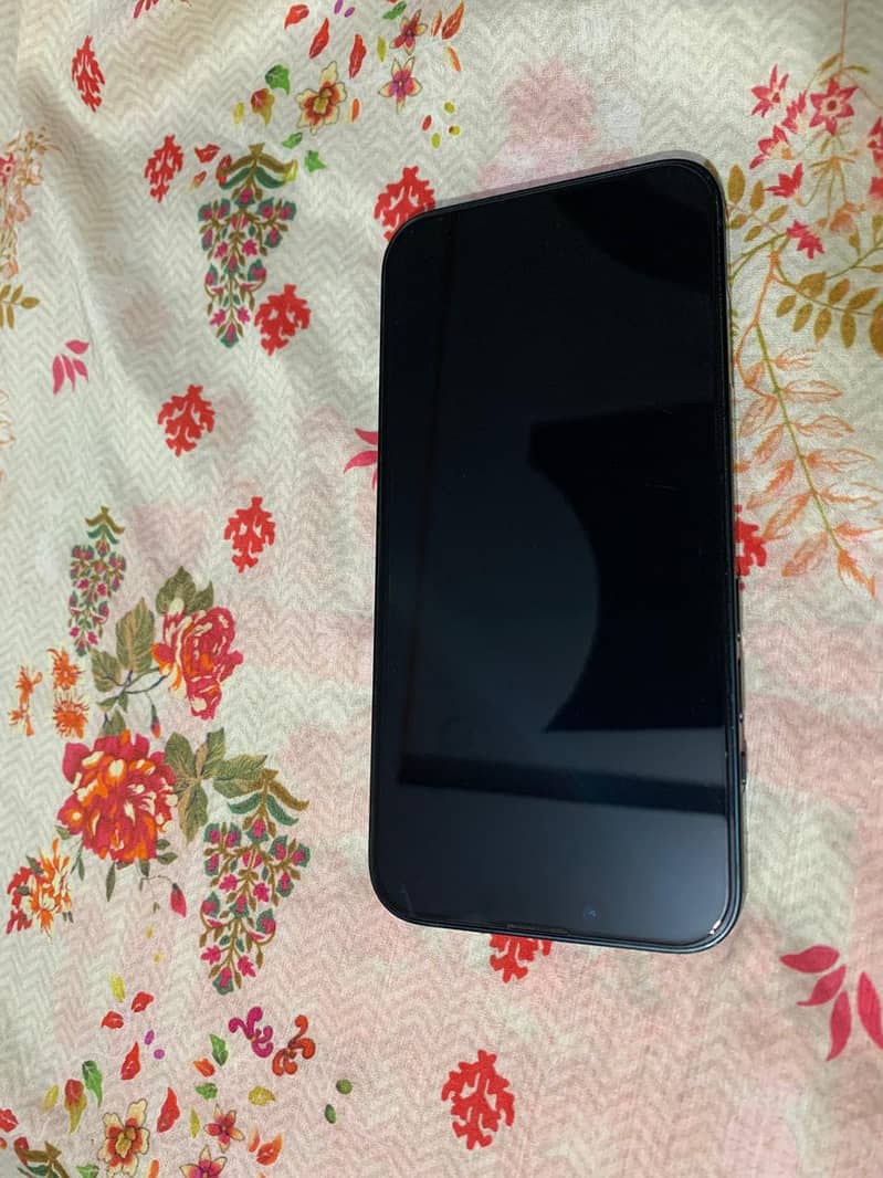 Apple iPhone 14 2