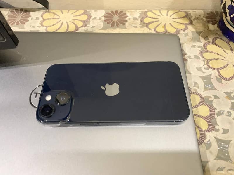 Apple iPhone 14 3