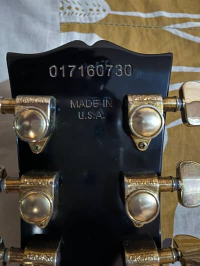Gibson Les Paul guitar standard