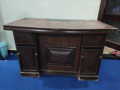 Used Office Table for sale