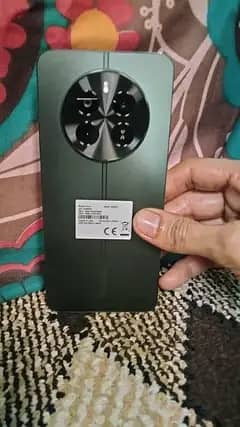 Hello I sell my phone realme 12